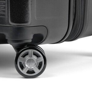 Brand New:  Platinum® Elite Large Check-In Hardside Spinner
